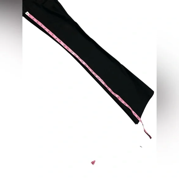 SPANX SPANXshape™ EveryWear Flare Jeans Black-Size Medium - Picture 5 of 6